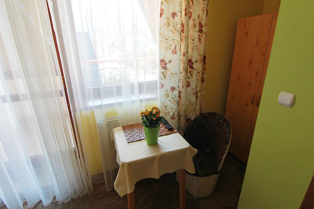 Willa Pod Halami Apartment Zakopane Ngoại thất bức ảnh