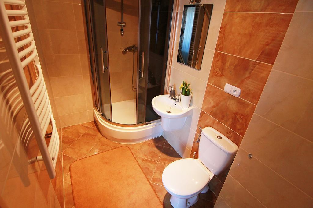 Willa Pod Halami Apartment Zakopane Ngoại thất bức ảnh